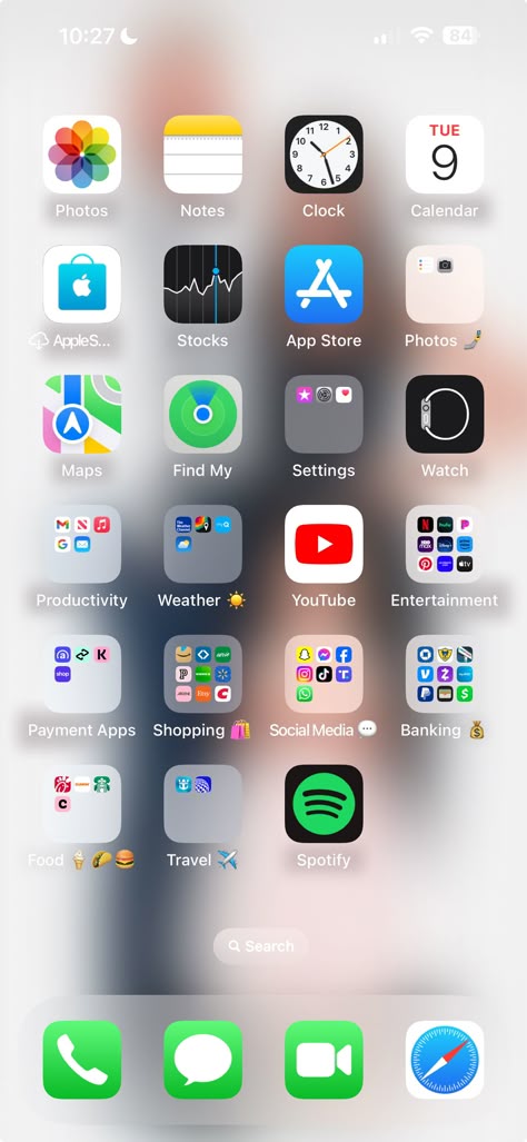 Messy Phone Layout, Organising Iphone Home Screen, Iphone Home Screen Layout Organized Folders, Organize Phone Apps Android, Organisation Iphone Apps, Iphone Home Screen Layout Organized, How To Organise Iphone Home Screen, Phone Apps Iphone, Organize Phone Apps