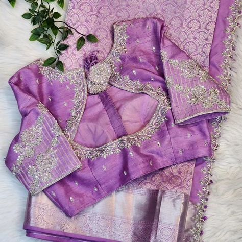 Dm@9640490158 Designer maggam work blouse Fabric: Halfpattu/Rawsilk Dispatch: 3days Price : 3200unstiched . 3850stitched Colours and sizes can be customised accordingly Lavender Saree Blouse Designs, Golden Blouse Designs, Floral Blouse Designs, Maggam Blouses, Pink Blouse Designs, Gold Saree, Fashionable Saree, Blouse Works, Bridal Blouses