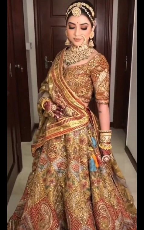 Rajasthani Bride, Best Indian Wedding Dresses, Latest Bridal Lehenga, Indian Outfits Lehenga, Wedding Lehenga Designs, Lehenga Designs Simple, Indian Bride Outfits, Bridal Lehenga Collection, Latest Bridal Dresses