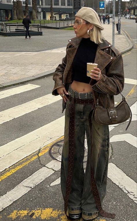 Streetwear Fashion Winter, Sofia Coelho, Classy Street Style, Lakers Game, Stylish Fall Outfits, Style 2023, Urban Street Style, Outfit Inspiration Fall, Looks Style