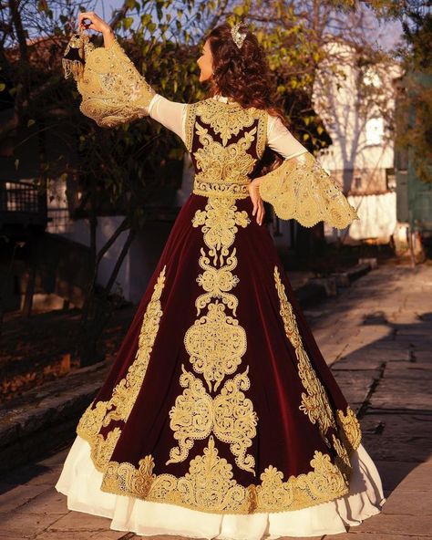 Traditional Albanian dress Evening Gown Velvet, Arabian Nights Dress, Turkish Wedding Dress, Applique Prom Dress, Albanian Wedding, Plus Size Gown, Albanian Clothing, Arabian Dress, Turkish Wedding