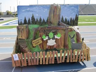 Shrek Parade Float, Shrek Float Ideas, Shrek Trunk Or Treat, Shrek Halloween, Shrek Birthday, Shrek Jr, Homecoming 2024, Homecoming Floats, Christmas Parade Floats