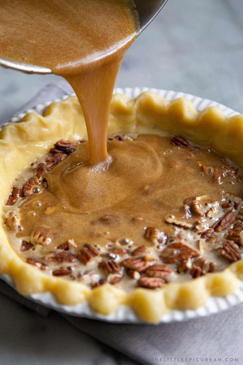 Brown Butter Pecan Pie - The Little Epicurean Healthy Pecan Pie Recipe, Brown Butter Pecan Pie, Paleo Pecan Pie, Healthy Pecan Pie, Butter Pecan Pie, Homemade Pecan Pie, Southern Pecan Pie, Best Pecan Pie, Pecan Pie Filling