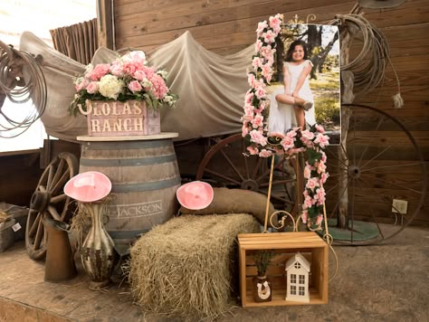 Country Chic Birthday Party Decorations, Charra Birthday Party, Rancho Theme Party Ideas, Horse Quinceanera Ideas, Cowgirl Quinceanera Ideas Western Theme, Vaquero Theme Party Quince, Ranch Style Party Ideas, Cute Country Birthday Party Ideas, Quince Western Theme