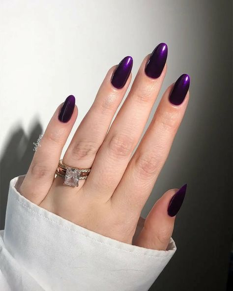 Amythest Acrylic Nails, Short Oval Nails Acrylic Purple, Jewel Tone Almond Nails, Hoco Nails Dark Purple, Dark Purple Nails Almond Shape, Navy Purple Nails, Dark Purple Chrome Nails Almond, Purple Nails Solid, Autumn Purple Nails