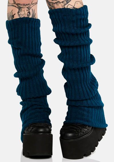 Blue Leg Warmers, Leg Warmers Outfit, Dark In Love, Punk Pants, Knit Leg Warmers, Diy Clothes Design, Crochet Fashion Patterns, High Heel Wedges, Fishnet Tights