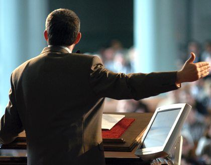 3 Effective Strategies To Deliver A Solid Public Speaking Performance Success Advice, Michael Hyatt, Public Speaking Tips, High School Kids, Speaking Skills, Public Speaker, Public Speaking, Motivational Speaker, Body Language