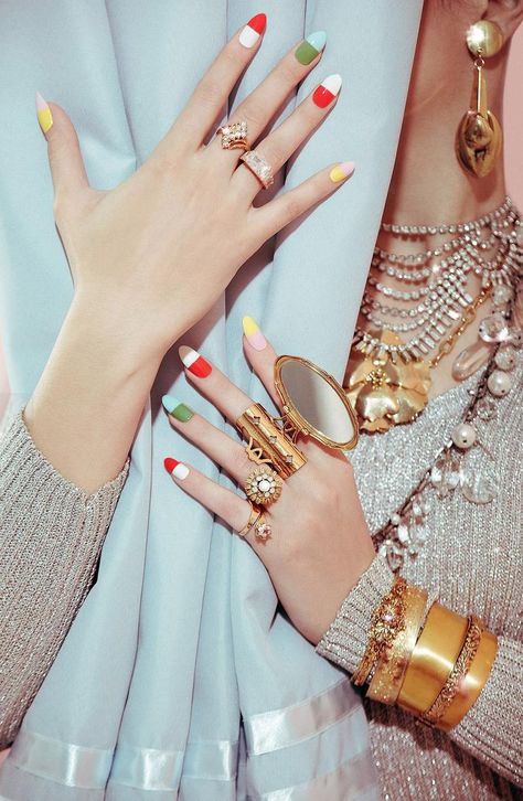 "Cool crazy ways to dress up your nails" by Jamie Nelson for Vogue India September 2015 Nail Design Glitter, Nagellack Trends, Valley Of The Dolls, Manicure Y Pedicure, Nail Art Inspiration, Manicure E Pedicure, Mani Pedi, Nail Trends, How To Do Nails