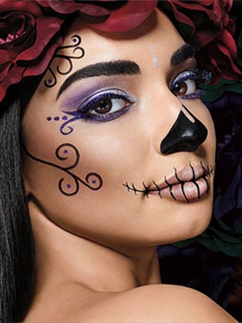 maybelline-tip-tutorial-halloween-sugar-skull-promo Day Of The Dead Makeup Easy Simple, Face Makeup Halloween Easy, Catrina Makeup Easy, Easy Dia De Los Muertos Makeup Ideas, Diy Sugar Skull Makeup, Easy Sugar Skull Makeup, Simple Sugar Skull Makeup, Sugar Skull Makeup Easy, Makijaż Sugar Skull