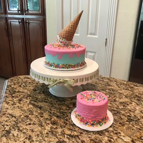 Ice Cream Cone Smash Cake, Sweet One Ice Cream First Birthday Cake, Sweet One Smash Cake Girl, Ice Cream Smash Cake, Pink Smash Cakes, Ice Cream Birthday Party Theme, Confetti Theme, Ice Cream Cone Cake, Smash Cakes