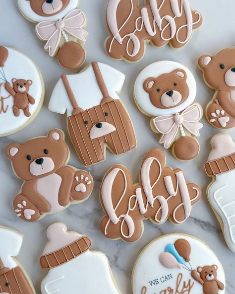 Arri's Goodies | Bear themed baby shower cookies 🐻 • • #bearbabyshower #wecanbearlywait #babyshower #babyshowercookies #sugarcookies #cookiesofinstagram… | Instagram Bearly Wait Cookies, Bear Baby Shower Cookies, Baby Shower Cookies Neutral, Blue Baby Shower Cake, Teddy Bear Baby Shower Theme, Special Cookies, Baby Shower Decorations Neutral, Teddy Bear Cookies, Bear Baby Shower Theme