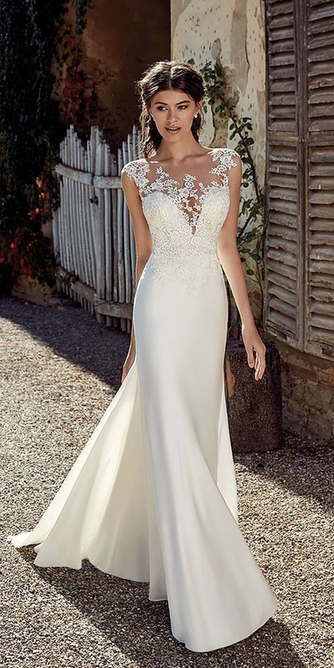 Wedding Dresses With Lace, Jeweled Wedding Dress, Baju Kahwin, Wedding Dress Black, Dresses With Lace, Lace Applique Wedding Dress, Pnina Tornai, Pretty Wedding Dresses, Trumpet Wedding Dress