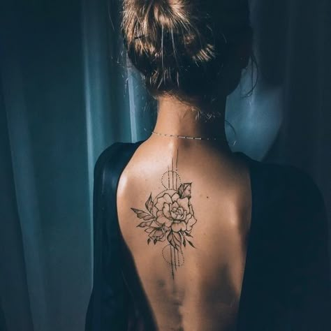 31 Beautiful Spine Tattoo Ideas for Women - Inspirationfeed Back Tattoo Women Spine, Small Wave Tattoo, Small Back Tattoos, Upper Back Tattoos, Girl Back Tattoos, Female Tattoos, Cross Tattoos, Muster Tattoos, Shoulder Tattoos