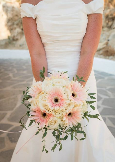 Ivory Rose & Pale Pink Gerbera  www.happilyeverafter.gr Gerber Daisy Bouquet Wedding, Gerber Daisy Bouquet, Daisy Bridal Bouquet, Gerber Daisy Wedding, Daisy Bouquet Wedding, Gerbera Wedding, Gerbera Daisy Wedding, Gerbera Daisy Bouquet, Pretty Wedding Bouquet