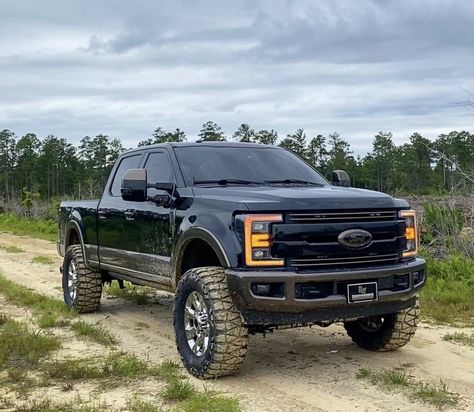 Ford F250 Lifted, Bubba Truck Ford, King Ranch F150, Bubba Truck, Dropped Ford F150, F250 King Ranch Lifted, F250 Diesel, Ford F250 Super Duty Diesel Trucks, Pickup Trucks For Sale