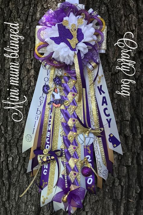 Mum For Homecoming, Mum Homecoming, Gold Garter, Baby Shower Mum, Purple Mums, Homecoming Corsage, Texas Homecoming Mums, Homecoming Spirit, Homecoming Garter