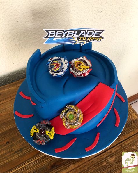 Beyblade Birthday Party Cakes, Beyblade Cake Ideas, Bey Blades Birthday Party Ideas, Bey Blade Birthday Party, Beyblade Birthday Cake, Bayblade Cakes, Power Rangers Birthday Cake, Beyblade Cake, Beyblade Birthday Party