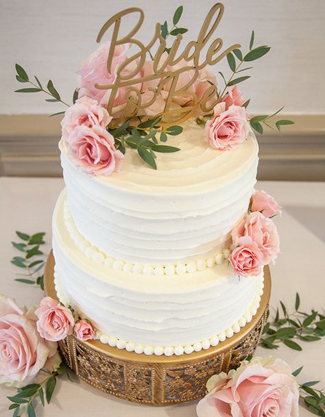 Greenery and roses. #BridalShower #Cake #BridalShowerCake #Pastry Pink Rose Bridal Shower Decor, Petals And Prosecco Bridal Shower Cake, Flower Bridal Shower Cake, Two Tier Bridal Shower Cake, Garden Tea Party Cake Ideas, Bridal Shower Cake Flowers, Cakes For Wedding Showers, Bridal Brunch Cake, Cakes For Bridal Showers