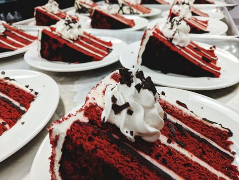 The Story Behind Red-Hued Juneteenth Food and Drink - Gastro Obscura Juneteenth Cake Ideas, Juneteenth Cake, Juneteenth Food, What Is Juneteenth, Juneteenth Party, Red Snacks, Juneteenth Celebration, Red Velvet Recipes, Red Drinks