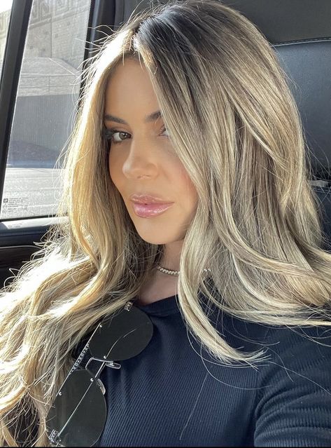 Blonde Reflections, Blonde Hair Color Chart, Ash Blonde Hair Colour, Bronde Hair, Brunette Hair With Highlights, Balayage Hair Dark, Dirty Blonde Hair, Honey Blonde Hair, Ash Blonde Hair