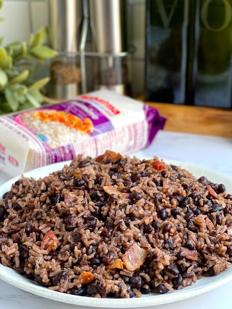 Cuban Congri Recipe, Cuban Rice And Beans, Cubano Recipe, Korean Mexican, Canned Beans Recipe, Cuban Rice, Black Beans Rice, Cuban Black Beans, South American Recipes