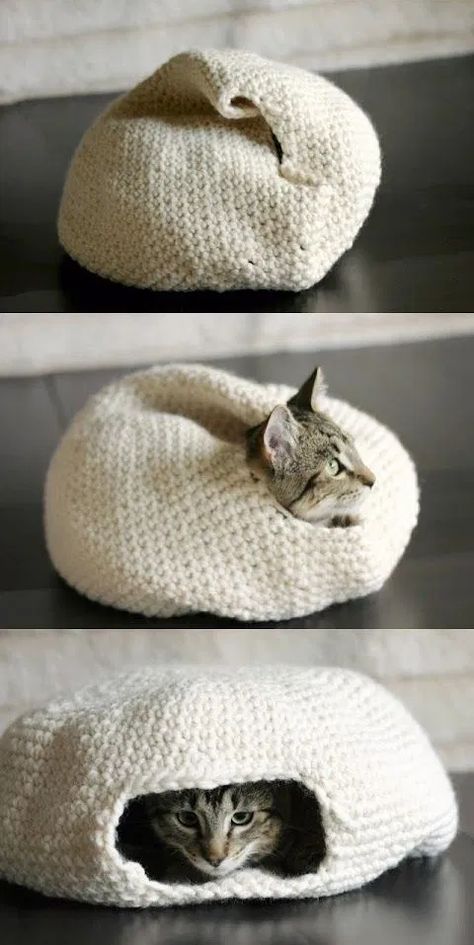 Diy Crochet Cat Bed, Cat Bed Pattern, Cat Pod, Kat Haken, Kat Diy, Chat Diy, Crochet Cat Bed, Crochet Cozy, Chunky Knitting Patterns