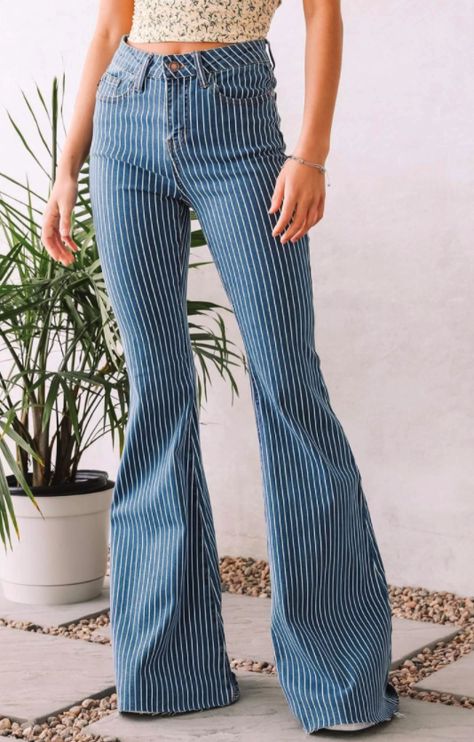 Statement Jeans, Super Flare Jeans, Western Wear Outfits, Pin Stripe, Striped Jeans, Judy Blue Jeans, Denim Flares, 70s Fashion, White Denim