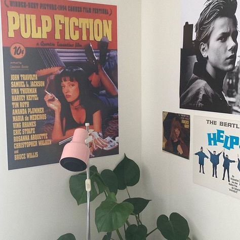 Uma Thurman Movies, Pulp Fiction Uma Thurman, Vibey Rooms, Pulp Fiction Poster, Amanda Plummer, Interior Design Sketchbook, Tim Roth, Christopher Walken, Uni Room