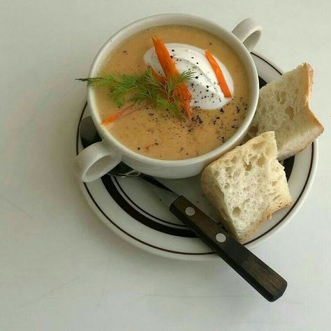 soup aesthetic meal ideas bread yummy soft minimalistic korean cute kawaii g e o r g i a n a : m u n c h & s l u r p Soup Aesthetic, Food Drawings, Cooking Classy, Bowl Of Soup, Minestrone, Healthy Snacks For Kids, Potato Soup, Food Diary, Cafe Food