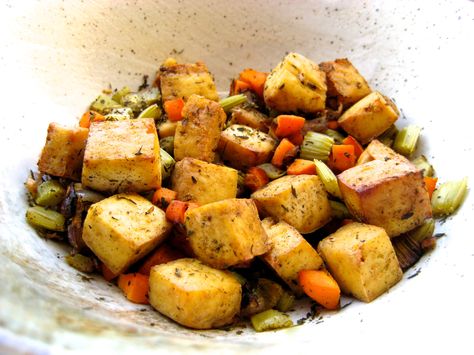 Slow-Baked Thanksgiving Tofu [gluten-free, vegan] Thanksgiving Tofu, Vegetarian Thanksgiving, Tofu Dishes, Vegan Thanksgiving, Vegetarian Dinners, Tofu Recipes, Delicious Vegetarian, Holiday Cooking, Vegan Foods