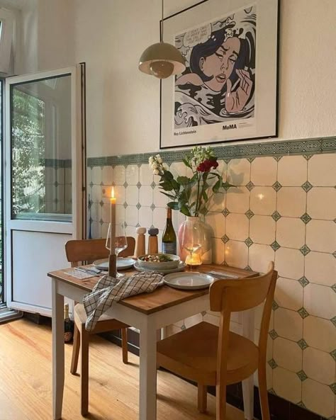 Casa Vintage, Dining Nook, Future Apartment, French Chic, Small Dining, Decoration Inspiration, Apartment Inspiration, Dream Decor, Apartment Interior