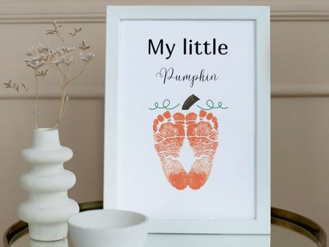 Heartwarming Keepsakes: Baby Footprint Artistry Pumpkin Footprint Art, Pumpkin Footprint, Baby Footprint Crafts, Baby Art Crafts, Baby Footprint Art, Footprint Craft, Craft Halloween, Baby Art Projects, Footprint Crafts