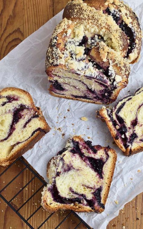 Blueberry Babka | Haniela's | Recipes, Cookie & Cake Decorating Tutorials Babka Flavors, Babka Filling Ideas, Sweet Bread Dough Recipe, Blueberry Babka, Sourdough Babka, Babka Recipe, Bread Dough Recipe, Tasty Bread Recipe, Yeast Breads