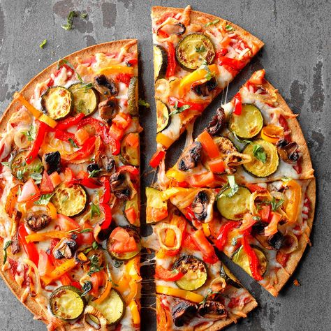 Grilled Veggie Pizza Recipe -I came up with this recipe one summer as a way to use up vegetables from our garden. Grilling the veggies first brings out their sizzling flavors. Try it with a sprinkling of olives or pine nuts before adding the cheese. —Susan Marshall, Colorado Springs, Colorado Veggie Pizza Recipe, Pizza Lasagna, Veggie Pizza, Grilled Pizza, Easy Summer Meals, Grilled Zucchini, Healthy Pizza, Pizza Recipe, Recipes Vegetarian