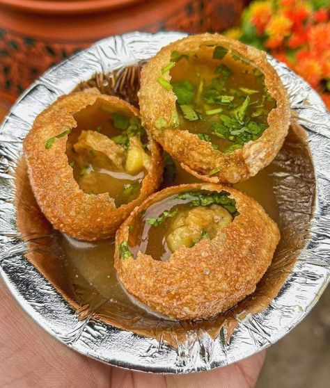 Pani Puri Aesthetic, Paani Puri, Gol Gappa, Cucumber Tea, Indian Fast Food, Cucumber Tea Sandwiches, Food Set Up, Pani Puri, Breakfast Recipes Indian