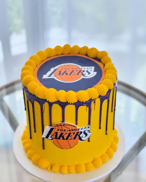 Lakers cake 🏀⛹️ #cake #cakedecorating #cakedesign #cakeoftheday #cakeofinstagram #buttercreamcakes #lakers #lakerscake #basketball #instabrisbane #brisbanecakes #brisbanecakemaker #کیک #باترکریم #تم_بسکتبال Lakers Cake, Basketball Cake, Birthday Cakes For Women, Cakes For Women, Cake Makers, Cake Designs Birthday, August 1, Cake Cake, Happy Birthday Cakes