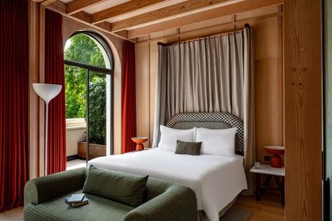 Cowley Manor hotel gets an ambitious renovation | Wallpaper Book Flights, Luxury Suites, Family Hotel, Luxury Suite, Qatar Airways, Luxury Towels, Hospitality Design, Ritz Carlton, Hotel Suites