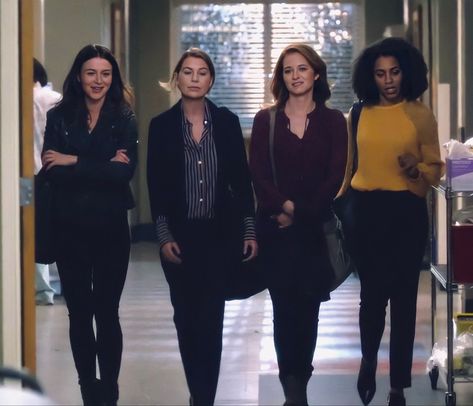 Sister Hood, Kelly Mccreary, Grey's Anatomy Doctors, Callie Torres, Meredith And Derek, Sarah Drew, Doctor Shows, Greys Anatomy Funny, Amelia Shepherd