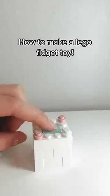 Spotlight on Snapchat | Diy fidget toys, Fidget toys, Fun diy crafts Lego Fidget, Fun Hacks, Kawaii Craft, Diy Fidget Toys, Lego Creative, Do Cute, Snap Chat, Minecraft Crafts, Fun Easy Crafts