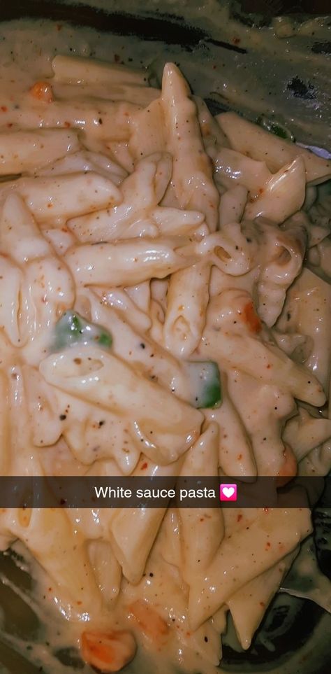 White Sauce Pasta Snap, Pasta Snap, Chicken White Sauce, White Sauce Pasta, Sauce Pasta, White Pasta, Blink Book, White Sauce, Girly Dresses