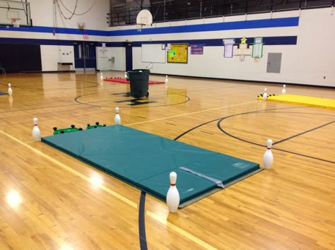 Best Pe Games For Elementary, Teamwork Pe Games, Sink The Ship Game, Adaptive Pe Games, Sink The Ship, Preschool Pe, Pe Games Elementary, Gym Games For Kids, Gym Activities