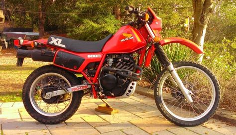 3,960 Miles – 1983 Honda XL600R | Bike-urious Honda Xl600r, Adventure Bike Motorcycles, Honda Dirt Bike, Bike Collection, Old School Motorcycles, Austin Cars, Dual Sport Motorcycle, Enduro Motorcycle, Italy Pictures