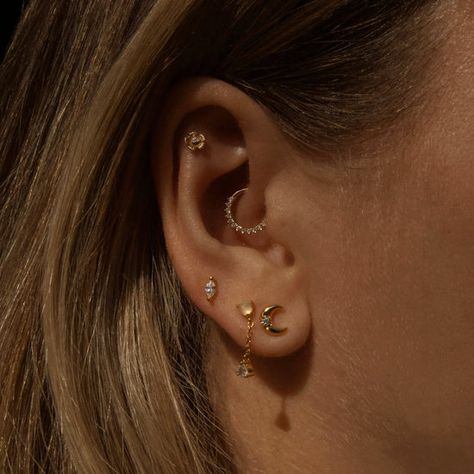 All Piercings, Cool Ear Piercings, Pretty Ear Piercings, Cute Ear Piercings, Ear Style, Moon Studs, Daith Piercing, Funky Jewelry, Jewelry Lookbook