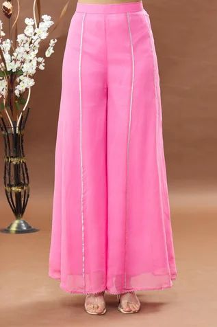 Shop for Khwaab by Sanjana Lakhani Pink Kurta Bandhani Angarkha Sharara Set for Women Online at Aza Fashions Plazo Designs, Bandhani Pattern, Kurta And Sharara, Pink Kurta, Anarkali Dress Pattern, Georgette Dupatta, Simple Kurti Designs, Long Kurti Designs, Tandoori Masala