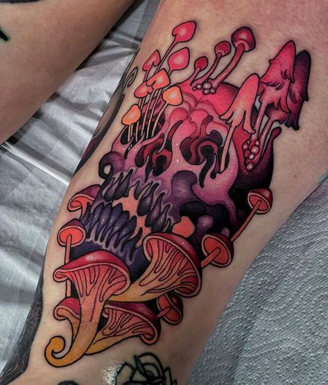 Mushroom Tattoo Ideas, Dr Tattoo, Mushroom Tattoo, Mushroom Tattoos, O Tattoo, Wicked Tattoos, Theme Tattoo, Tatuaje A Color, Tattoo Portfolio