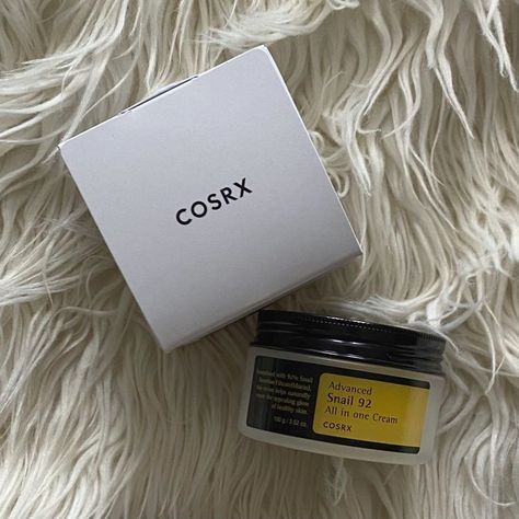 Cosrx All In One Cream, Cosrx Advanced Snail 92 All In One Cream, Cosrx Skin Care, Skincare Recommendations, Cosrx Snail, Skin Korean, Snail Cream, Advanced Snail, Makeup Nails Designs