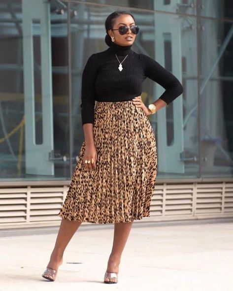 Curvy Work Outfit, Best Business Casual Outfits, Magazine Business, Women Business Casual, Casual Outfits For Women, Fashionable Work Outfit, Outfits For Work, Stylish Work Attire, Leopard Print Skirt