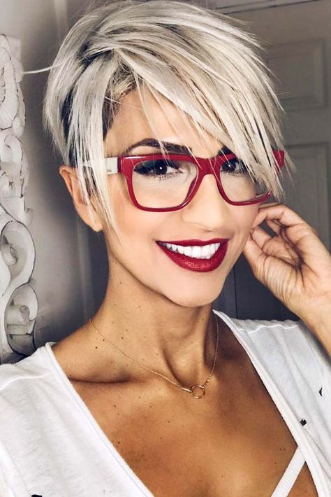 Shaggy Pixie, Longer Pixie Haircut, Blonde Pixie Haircut, Short Hairstyles For Thick Hair, Hair Color For Women, Penteado Cabelo Curto, Short Pixie Haircuts, Short Hairstyle, Blonde Pixie