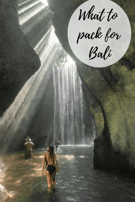 What to pack for Bali: The Ultimate Packing List - Something of Freedom What To Pack For Bali, Winter Vacation Packing, Bali Packing List, Honeymoon Packing List, Ultimate Packing List, Travel Destinations Asia, Asia Travel Guide, Southeast Asia Travel, Packing List For Travel