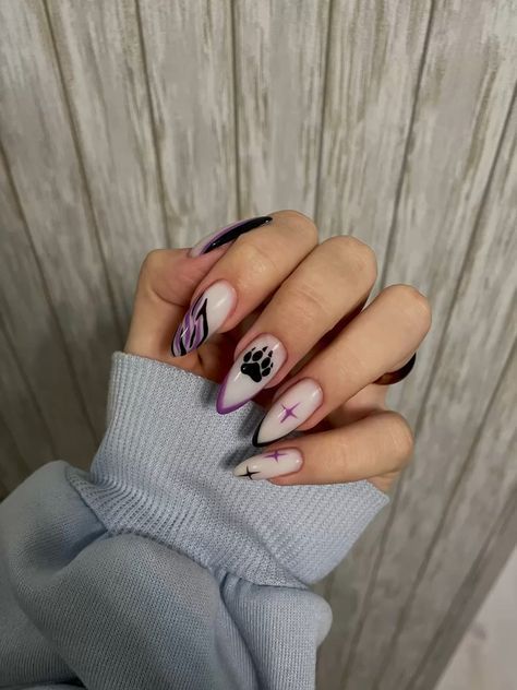 Clawdeen Wolf Nails Designs, Clawdeen Nail Ideas, Clawdeen Wolf Inspired Nails, Monster High Nails Clawdeen, Wolf Nails Designs, Clawdeen Wolf Nails, Clawdeen Nails, Monster High Inspired Nails, Monster High Nail Art